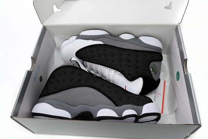 Kicked Out Shoe Store Flint 13 Jordan DJ5982-060 Air Black Retro 0821